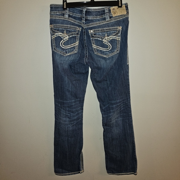 Silver Jeans - Picture 2 of 5